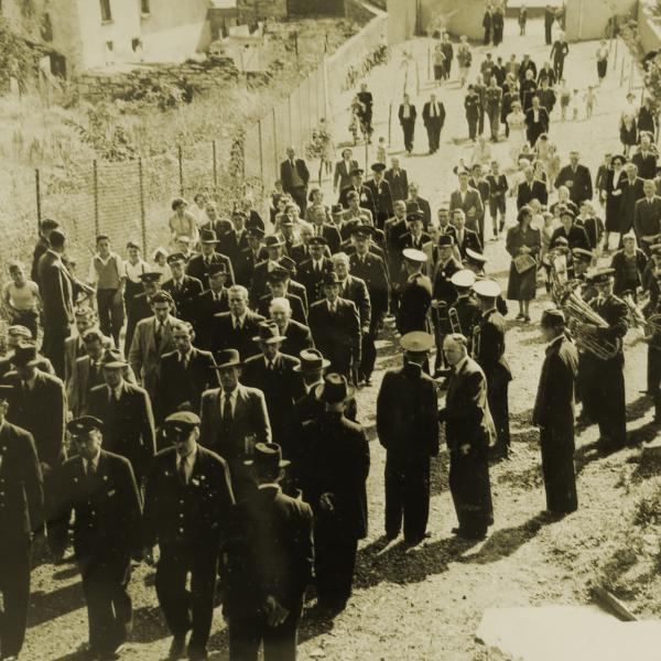 1952 – Gathering for the Unveiling of the Statue